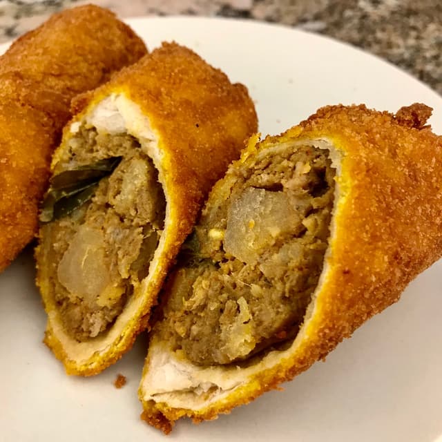 「Impossible Foods Beef Rolls」の料理の写真
