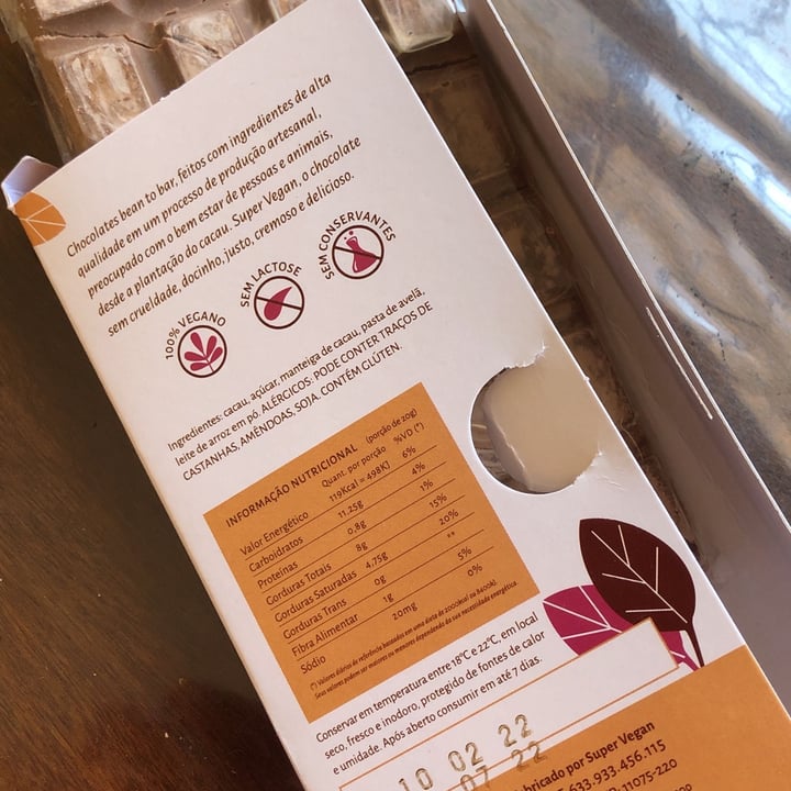 photo of Super Vegan Barra de chocolate - Nougat 70% shared by @tamirishp on  22 Mar 2022 - review