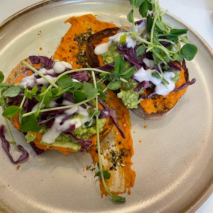 review photo of Alto Cafe Sg Hummus-cide shared by @madvegbabe on 11 Nov 2021 - review