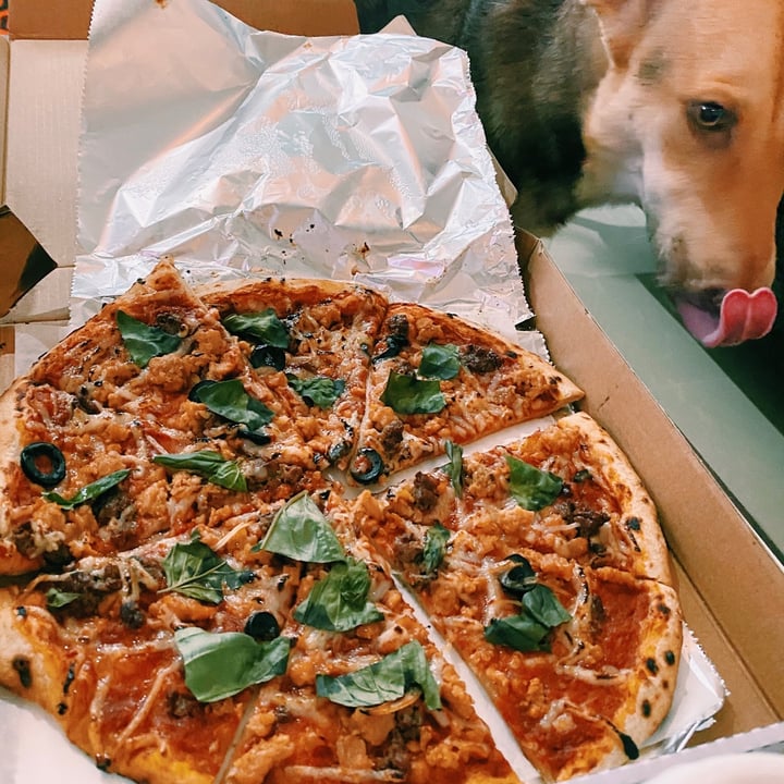 photo of Sunny Slices Meatless Lovers shared by @evilratking on  06 Dec 2020 - review