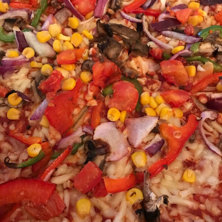 photo of Dominos Pizza Vegan Veggie Supreme shared by @coolveganbits on  08 Mar 2021 - review