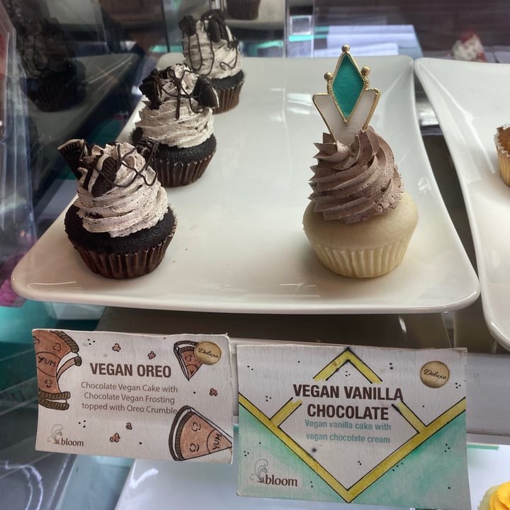 photo of Bloom Cafe and Cakes Phnom Penh Vegan cupcakes shared by @thatveganyogini on  14 Aug 2020 - review