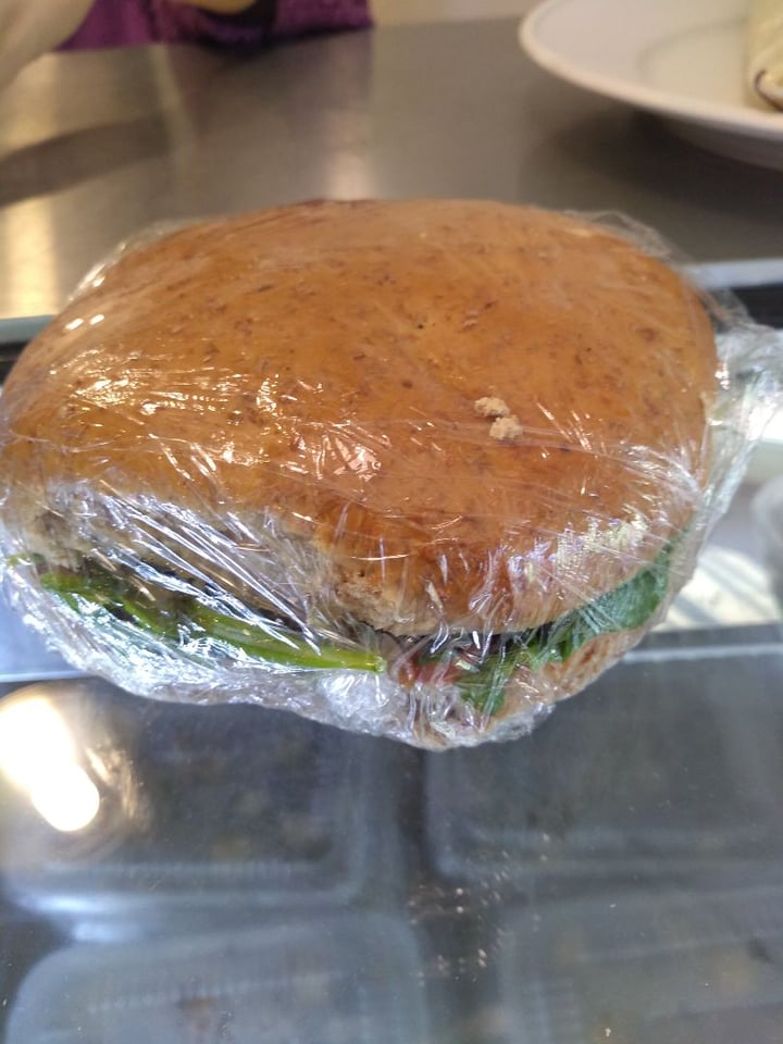 photo of Mandala Sandwich de vegetales shared by @nfinola on  08 Aug 2019 - review