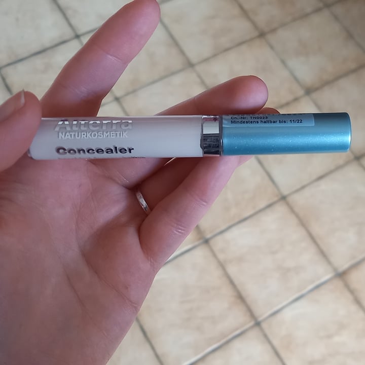photo of Alterra Concealer shared by @anameier on  28 Nov 2021 - review