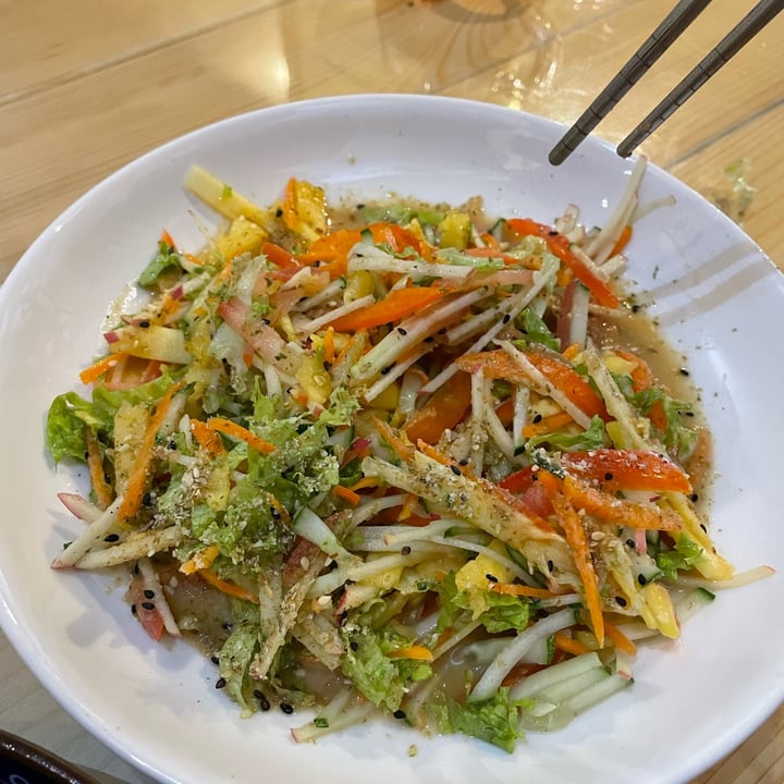 photo of Spring Tea House（春天茶馆） Garden Salad shared by @chyehiong on  06 Apr 2022 - review