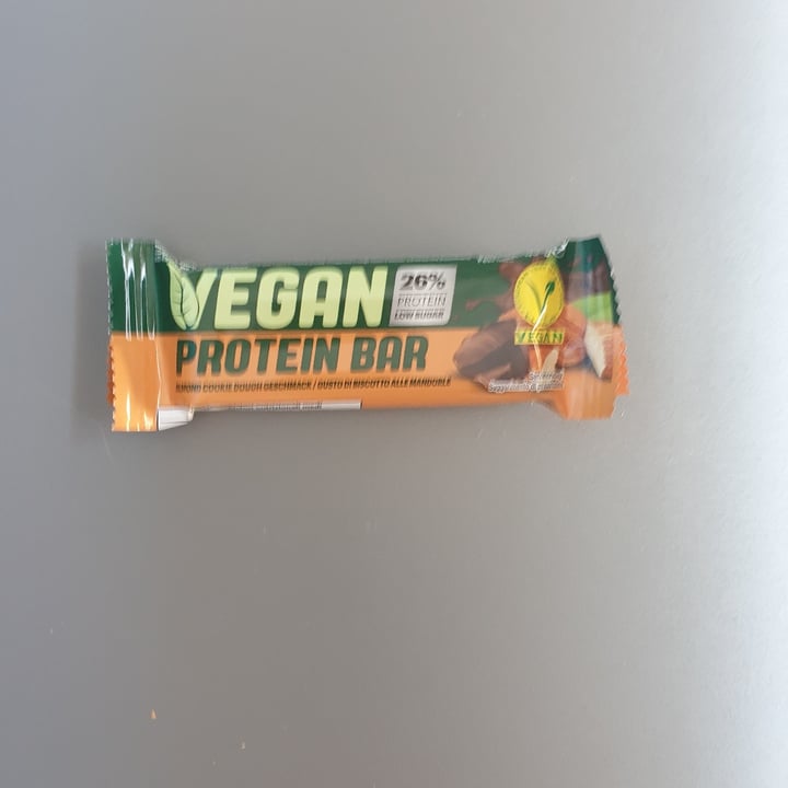 photo of Vegan Protein Bar  Almond Cookie Dough Geschmack / Gusto Di Biscotto Alle Mandorle shared by @fiore93 on  05 Aug 2022 - review