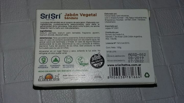 review photo of SriSri Tattva Jabón Vegetal Naranja y Tulasi shared by @angie93 on 24 Mar 2020 - review