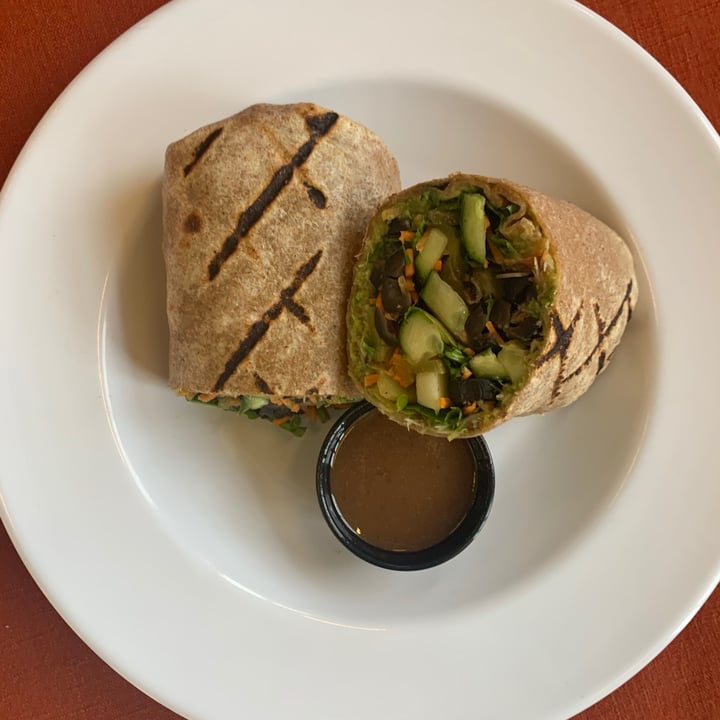 review photo of BAM! Healthy Cuisine Raw veggie Wrap shared by @lynnhayek98 on 26 Oct 2020 - review