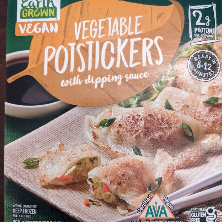 photo of Earth Grown Vegetable potstickers with dipping sauce shared by @redeft89 on  23 Aug 2021 - review
