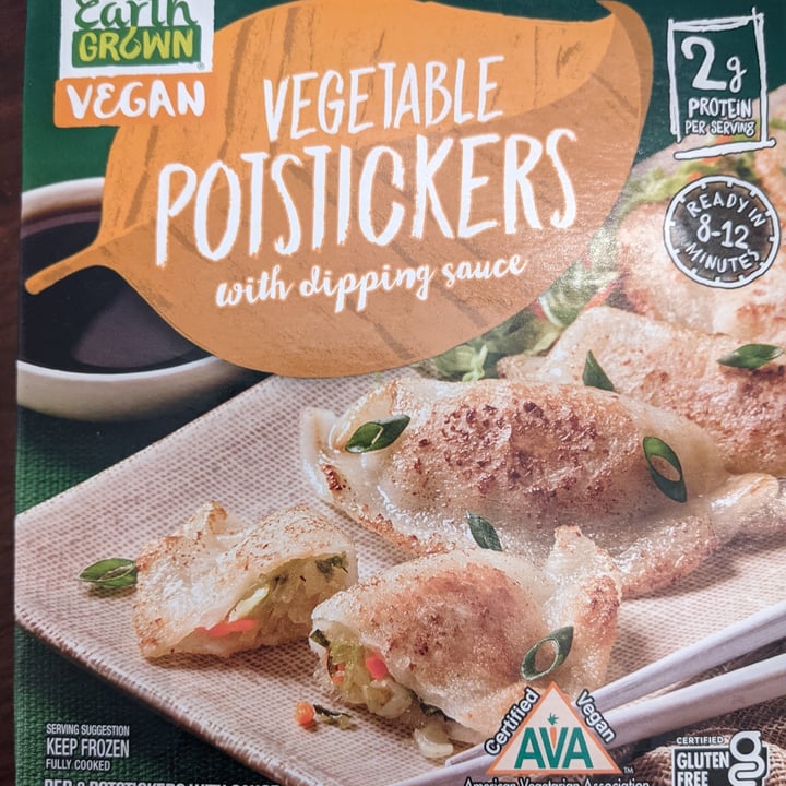 review photo of Earth Grown Vegetable potstickers with dipping sauce shared by @redeft89 on 23 Aug 2021 - review