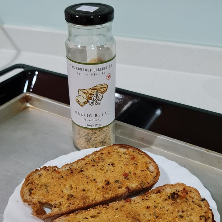 photo of The Gourmet Collection Garlic Bread Spice Blend shared by @fitsarah on  01 Apr 2021 - review