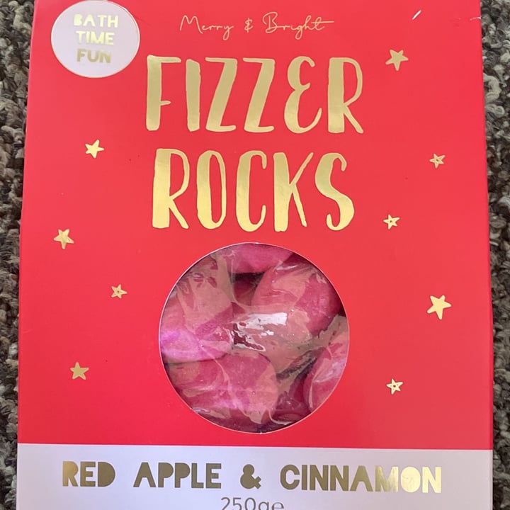 review photo of Marks & Spencer Food (M&S) fizzer rocks shared by @marialaucas on 23 Feb 2022 - review