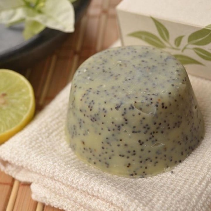 review photo of Ecorigen.co Exfoliante de limón y amapola shared by @veganjuan28 on 12 May 2021 - review