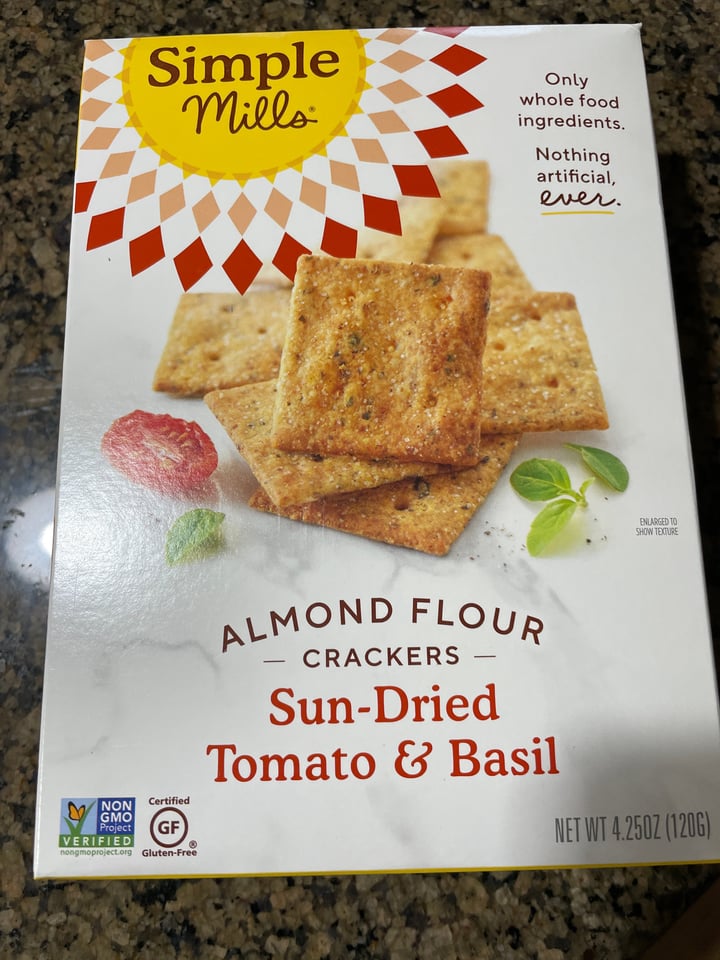 photo of Simple Mills Sun-dried Tomato & Basil Almond Flour Crackers shared by @karenasp on  09 May 2022 - review