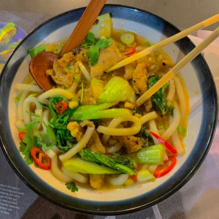 photo of Wagamama Clink Street Teriyaki Vegan ‘Chicken’ Ramen shared by @macethevegan on  10 Nov 2022 - review