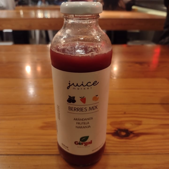 photo of Juice market Jugo Berries Mix shared by @selene08 on  12 Oct 2021 - review