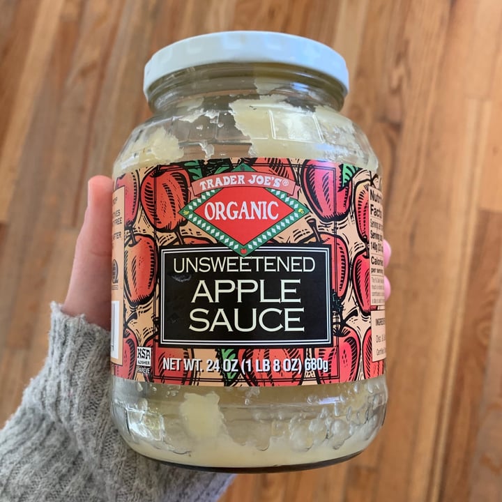 photo of Trader Joe's Organic Unsweetended Applesauce shared by @newlyvegan on  15 Mar 2021 - review