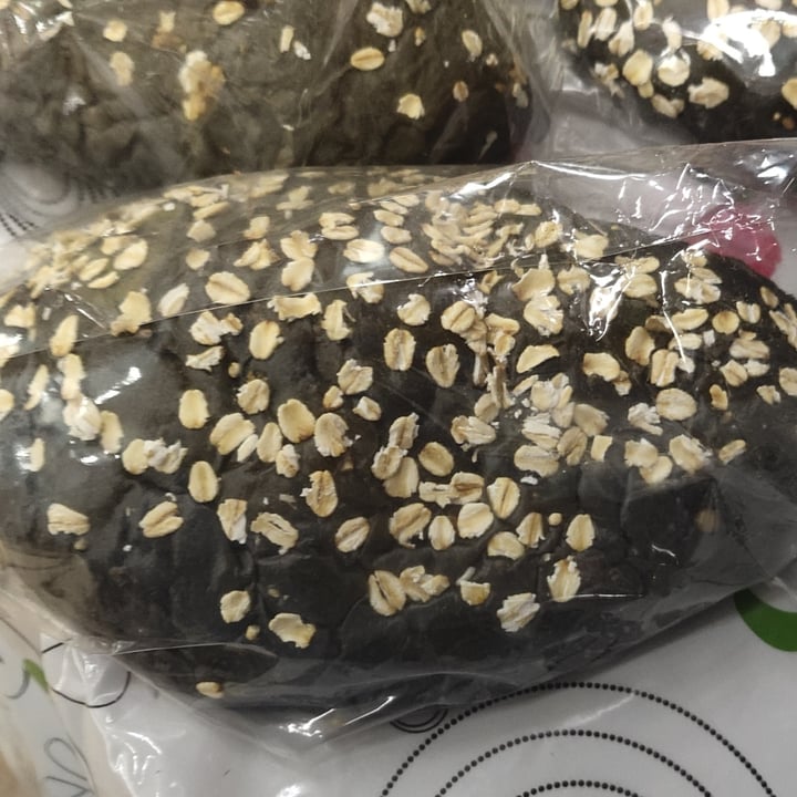 photo of Dongshan Eastern Highland Healthy Cake House Charcoal Bread shared by @amazinganne on  16 Sep 2020 - review