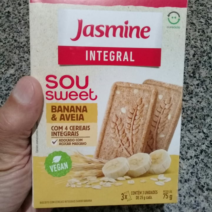 photo of Jasmine biscoito de banana shared by @souvegano on  21 May 2022 - review