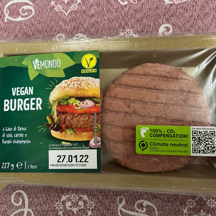 review photo of Vemondo Vegan Burger shared by @valeriamigliorati75 on 05 Jul 2022 - review