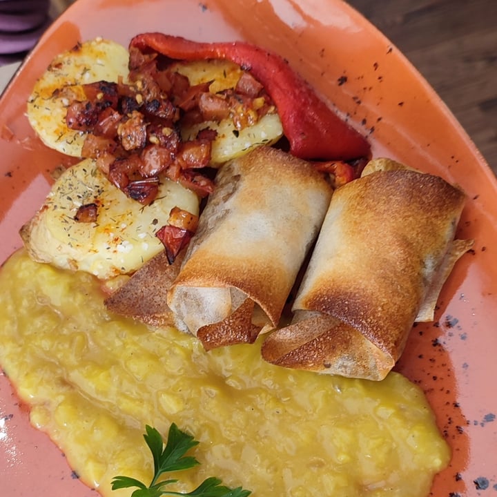 review photo of 269 gastro vegan Momia shared by @petivi on 23 Oct 2022 - review