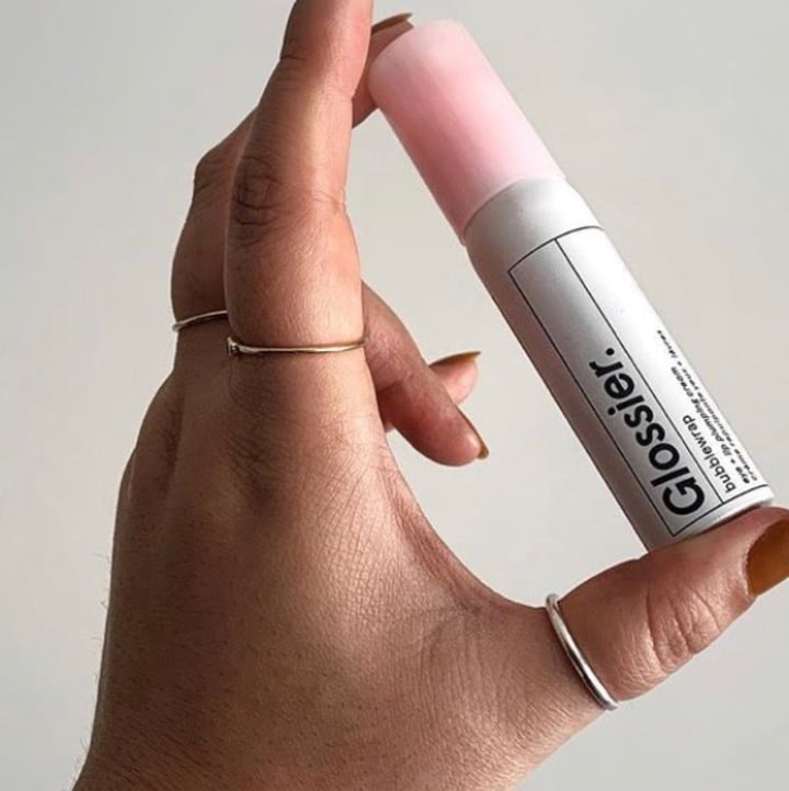 review photo of Glossier Bubblewrap shared by @breadowich on 26 Apr 2020 - review
