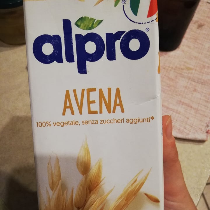 photo of Alpro Latte di avena senza zuccheri shared by @erykasnowhite on  01 Sep 2022 - review