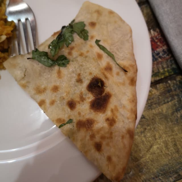Foto del plato “Aloo pratha”