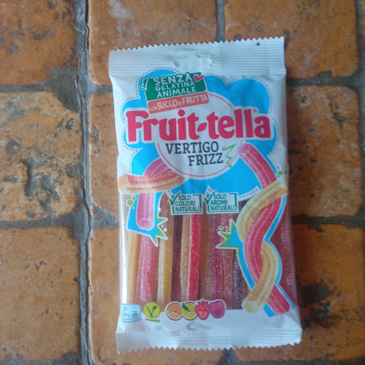 review photo of Fruit-tella Vertigo Frizz shared by @adospgnuolo on 16 Aug 2022 - review