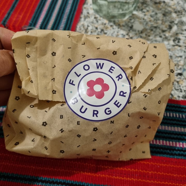 photo of Flower Burger Patate Savory shared by @mariascacchetti on  27 Jan 2022 - review