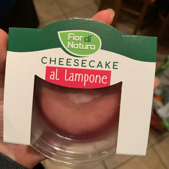 review photo of Fior di Natura Cheesecake al lampone shared by @pairali on 21 Feb 2022 - review