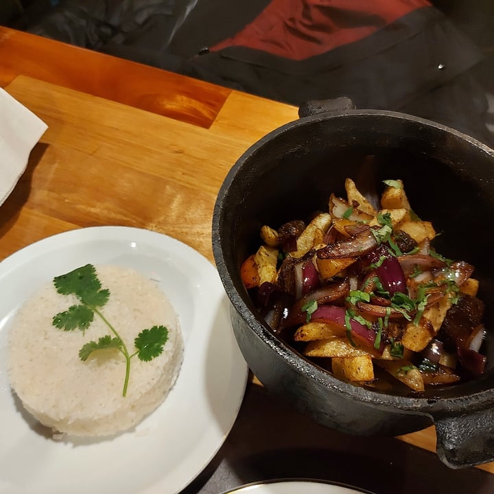 review photo of Guille Veggie Lomo Salteado (soja) shared by @untalhugo12 on 03 Jul 2022 - review