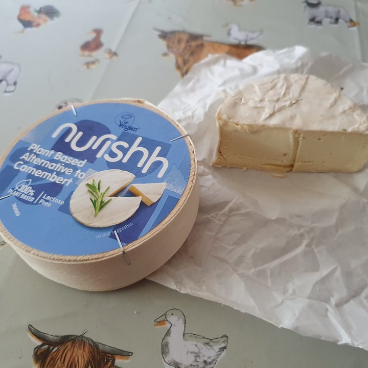 photo of Nurishh Plant Based alternative to Camembert shared by @rootingforpigs on  21 Aug 2022 - review