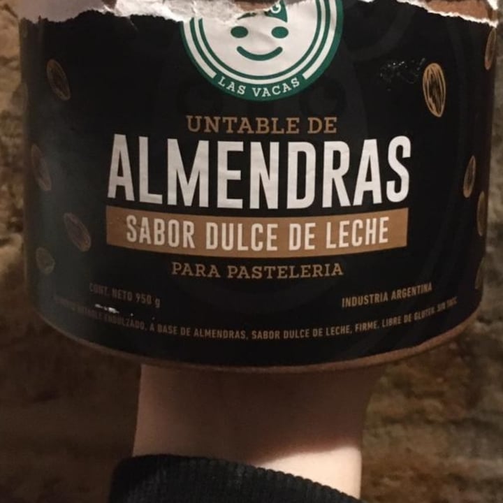 photo of Felices Las Vacas Untable de Almendras Sabor Dulce de Leche Repostero shared by @marcegrilli on  09 Aug 2021 - review