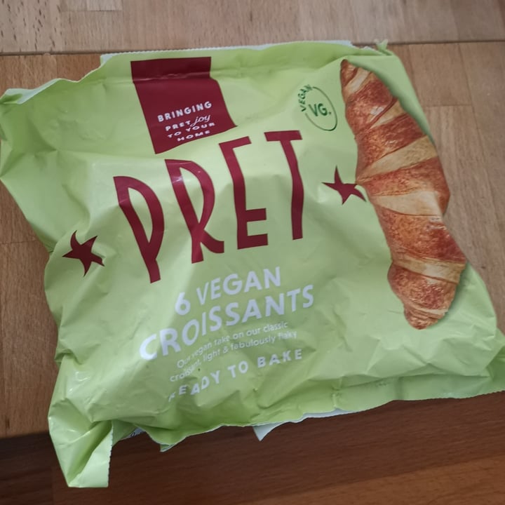 photo of Pret A Manger Frozen Vegan Croissants shared by @annamango on  25 May 2021 - review