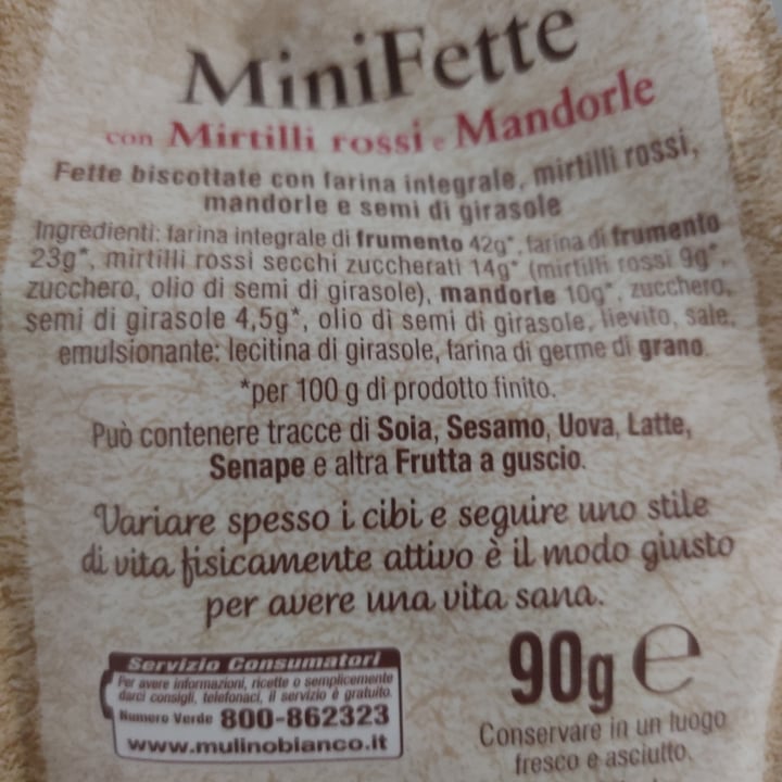 photo of Mulino Bianco mini fette mirtilli rossi e mandorle shared by @weed14 on  25 Sep 2022 - review