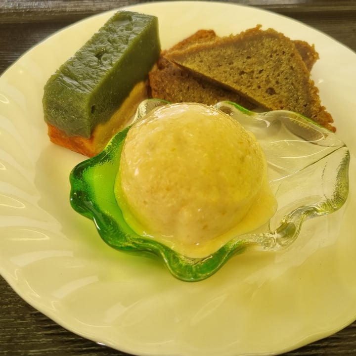 photo of 健康食工房たかの (マクロビオティック自然食レストラン) Takano(Macrobiotic)Vegan Restaurant(Vegetarian) ヘルシーセットデザート付 - Healthy Set With Desert shared by @filipeguerreiro on  06 Oct 2022 - review