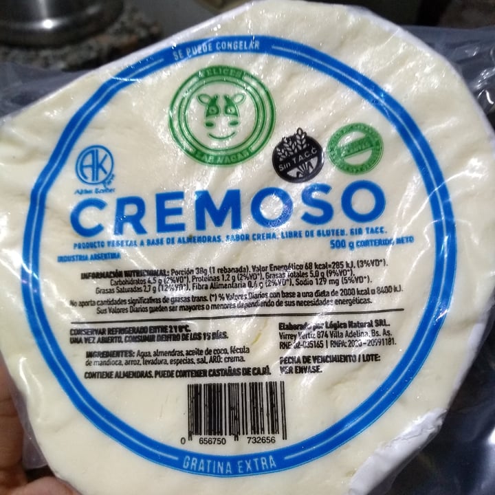 photo of Felices Las Vacas Queso Cremoso shared by @todoestaninflamable on  17 Dec 2020 - review