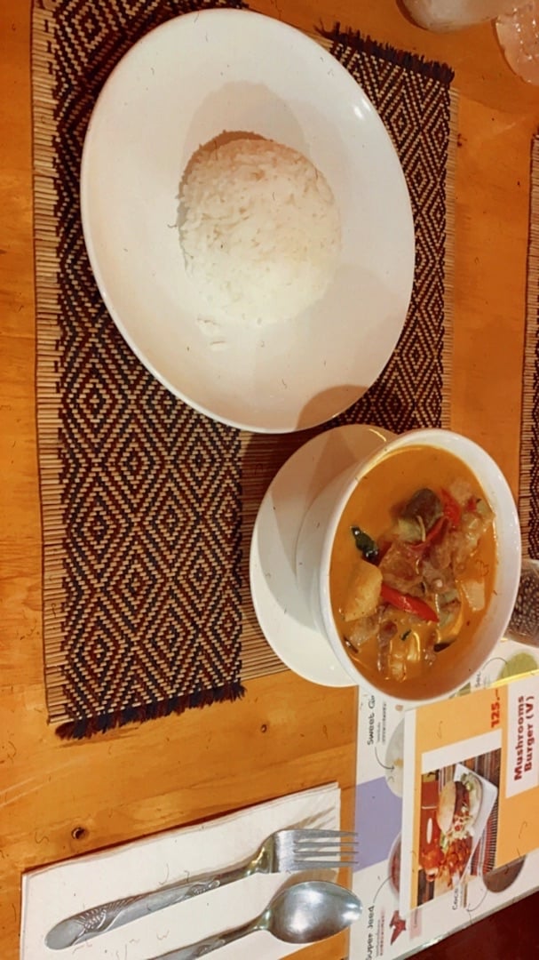 photo of Vegan Heaven Vegan Duck Curry shared by @mjdanielle on  01 Feb 2020 - review