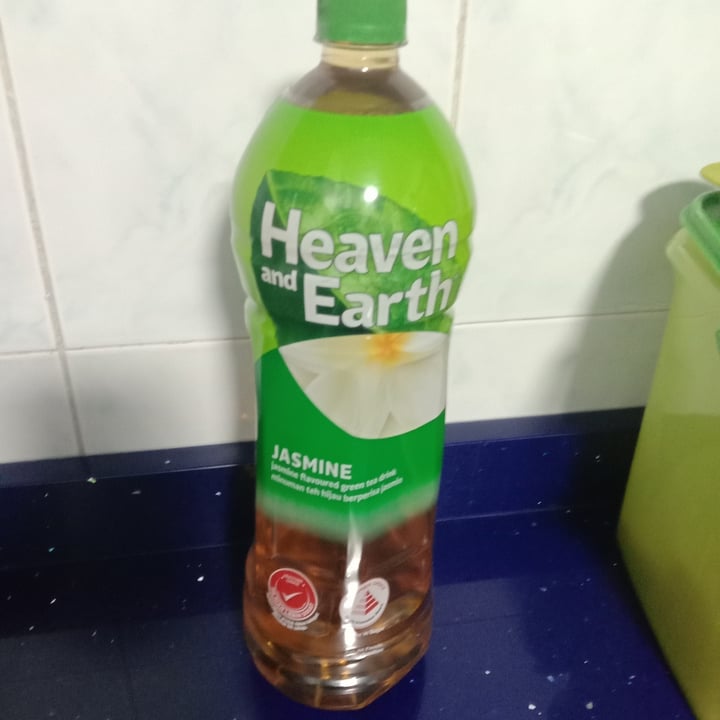 photo of Heaven and Earth Green Tea shared by @winterbear28 on  24 Mar 2022 - review