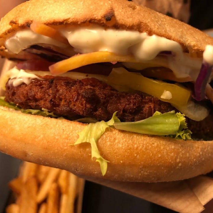 photo of Swing Kitchen Vegan Burger shared by @michele-p on  11 Dec 2021 - review