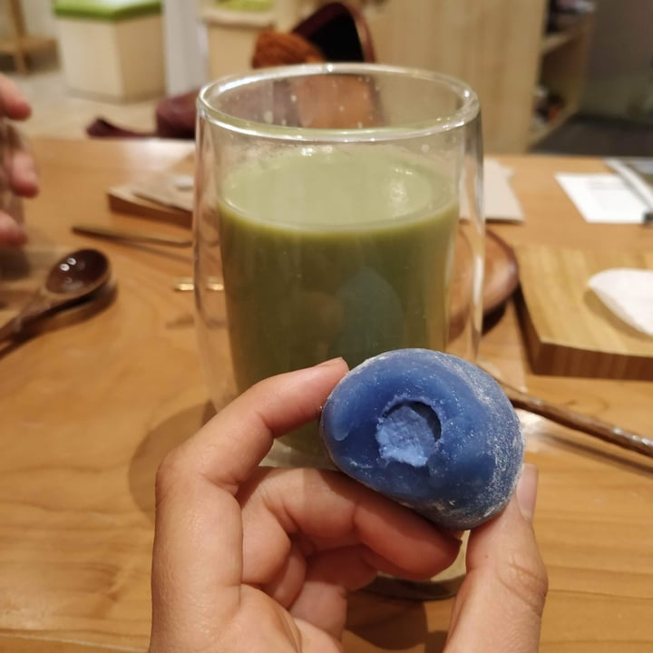 photo of Kintsugi tea&cakes Matcha latte shared by @kaanubuai on  06 Jul 2021 - review