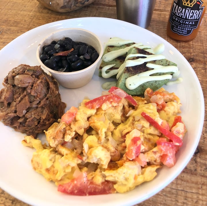 photo of Love Life Cafe The Miami Breakfast shared by @mariannaking on  12 Sep 2020 - review