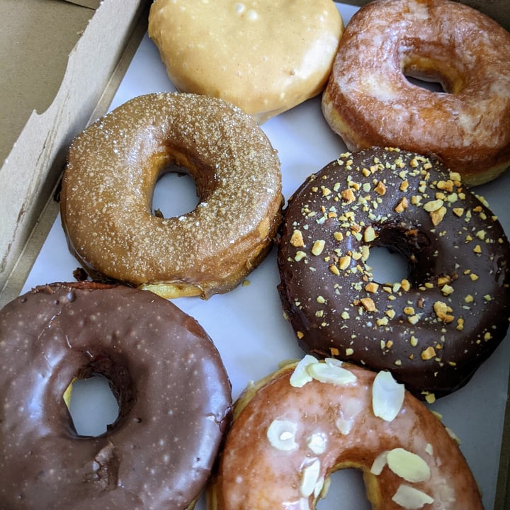 review photo of Dun-Well Doughnuts Vegan Donuts shared by @karinb on 13 Jun 2022 - review