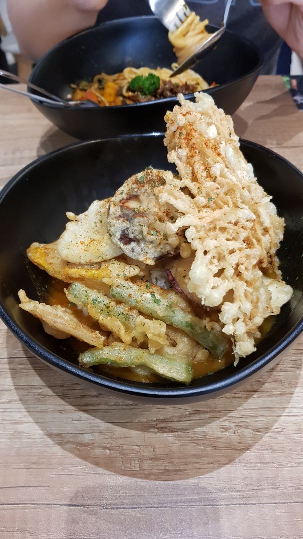 photo of Saute-San Tempura veggie curry rice shared by @whyjay on  22 Feb 2019 - review