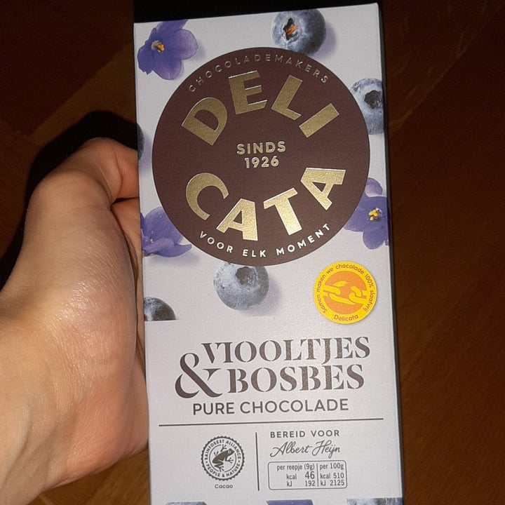 review photo of Delicata Viooltjes & bosbes pure chocolade shared by @sofiabianco on 31 Jan 2022 - review