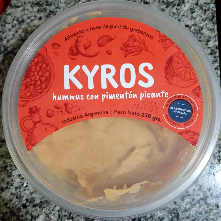 photo of Kyros Hummus Con Pimentón Picante shared by @andreaflow on  07 Oct 2020 - review