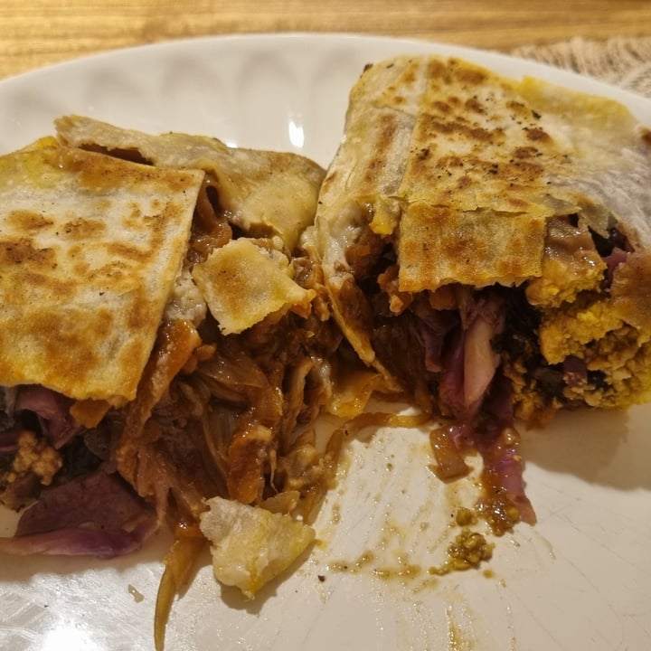 review photo of Crisana Plant Based Burrito 2.0 shared by @julipe92 on 22 Sep 2022 - review