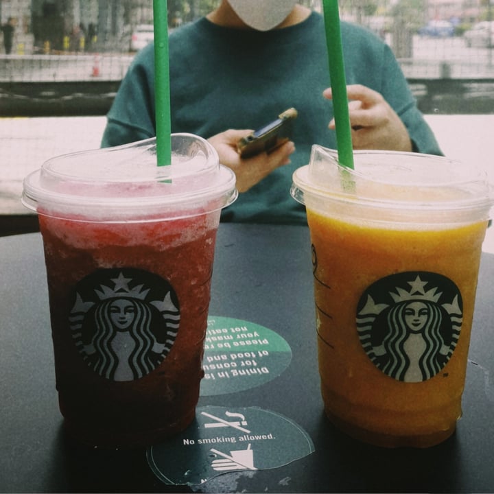 photo of Starbucks raspberry oolong tea shared by @yujing on  21 Apr 2022 - review