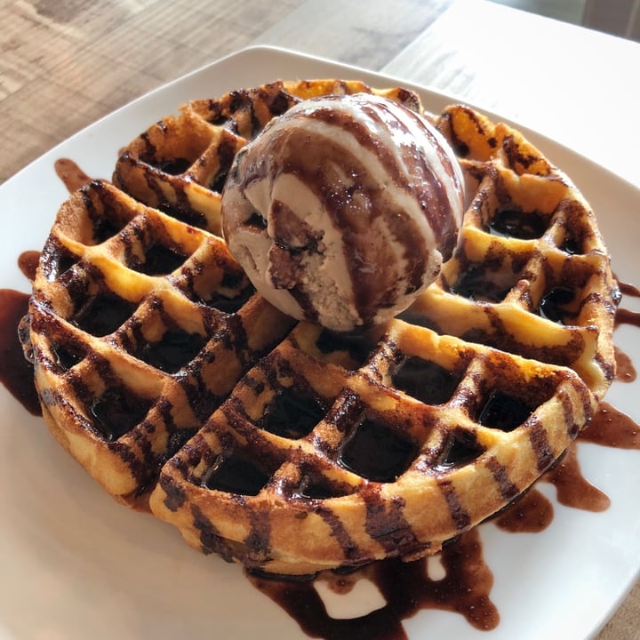 photo of WellSmoocht Classic Waffle shared by @katherinegloria on  13 Jun 2021 - review